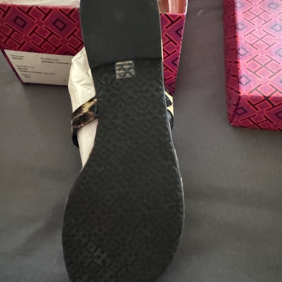 Tory Burch Leopard Miller 8.5 - Picture 2 of 3